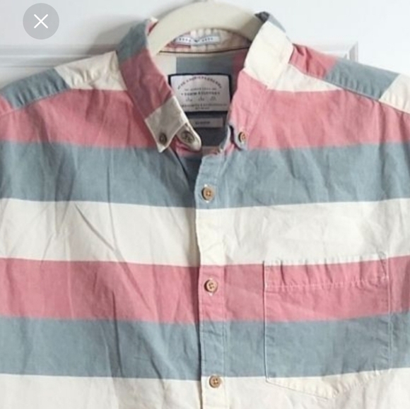 Button-Up Shirt - Size L (boys) - Picture 2 of 4